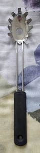 OXO Good Grips Edelstahl 34 cm 13,5 Zoll Spaghetti/Pasta Servierlöffel GEBRAUCHT - Bild 1 von 4