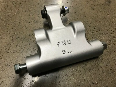 NEW YAMAHA XV1900 STRATOLINER ROADLINER DOG BONE REAR SHOCK LINKAGE 2006-2014 - Image 1 of 4