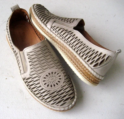 Spring Step Womens Sz 38 / 7.5 Newday Espadrille Shoes Leather Flats Taupe-Grey - Image 1 of 4