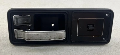 84-96 Jeep Cherokee XJ Driver Side Rear Door Handle W/Window Switch OEM - Image 1 of 4