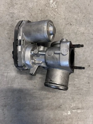 Jaguar X Type 2.2 Diesel EGR Valve - Image 1 of 2