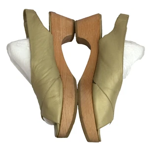VTG CHARLES JOURDAN BIS CLOGS WOMENS 7.5 M BEIGE GOLD LEATHER WOOD SLINGBACK - Picture 1 of 24