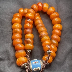 Collana antica vintage tibetana ambra baltica perline grandi filo lungo - Foto 1 di 11