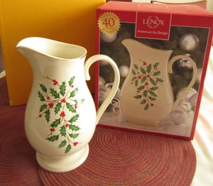 LENOX HOLIDAY PITCHER - 10.75 " HOLLY AND BERRIES - Picture 1 of 3