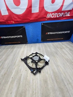 2014-2021 Subaru forester xt 2.0  a/t left driver radiator fan 45122SG000 - Image 1 of 4