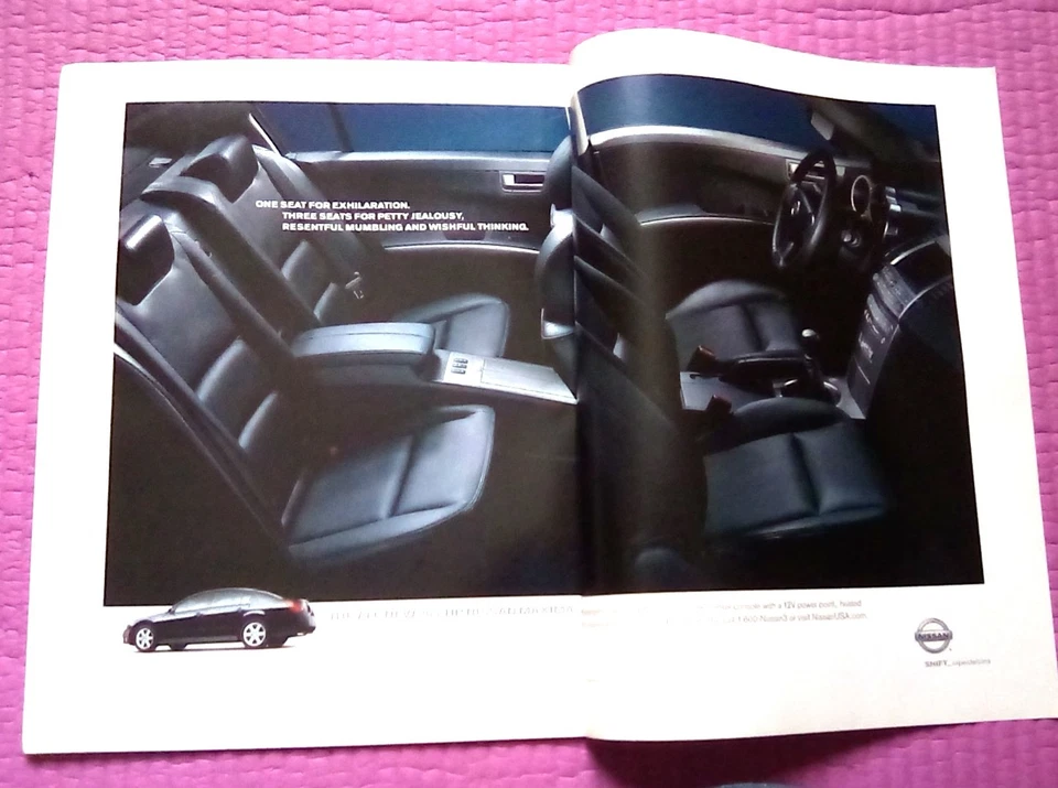 Nissan Máxima 2004 anuncio impreso de 2 páginas Foto 1 de 1