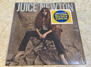 Jus Newton. Jus. LP vinyle NM. Housse EX. En rétrécissement. Autocollant Hype. - Photo 1/4