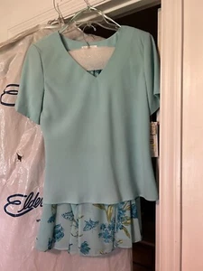Women’s Dress Suits - Picture 1 of 4
