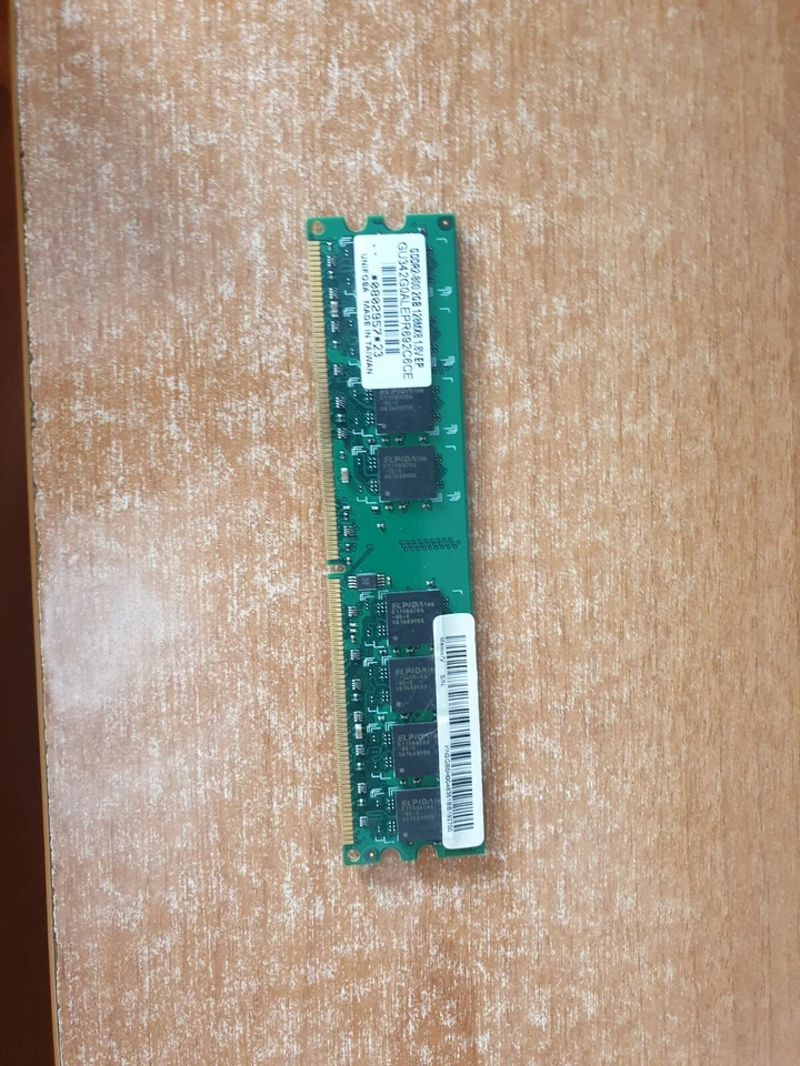 Memoria RAM 2GB DDR2 Acer (1x 2GB) DDR2 800 240 pin DDR2 PC2-6400U 800Mhz No-Ecc - Immagine 1 di 1