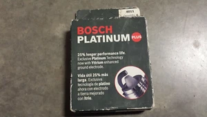 BOSCH Spark Plugs BOSCH Platinum Plus Spark Plug Set 4011 - Picture 1 of 5