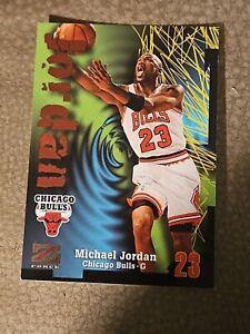 1997-98 Skybox Z-Force Michael Jordan Card # 23