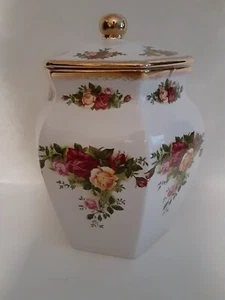 Royal Albert Old Country Roses Biscuit Jar Signed - Picture 1 of 14