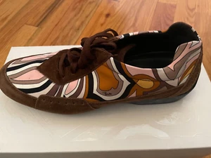 Pucci - Bild 1 von 5