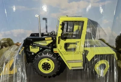 Weise Mercedes-Benz MB1:32 track turbo 900 tractor loader model - Image 1 of 4