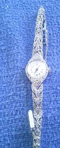 Hilton 17 Jewels Swiss Made Women's Watch Incabloc Self Winding - Picture 1 of 7