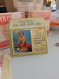 🔥 Vintage 1957 Pin-Up Girl Desktop Calander AMERICAN SHIPPERS Inc. - Bild 1 von 9