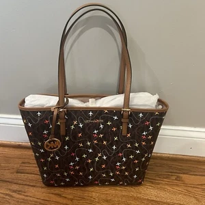 Michael Kors Jet Set Brown Tote Airplane Print Bag NEW - Picture 1 of 8