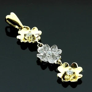 9ct Yellow Gold Shamrock Style C/Z Pendant - Boxed - Picture 1 of 1