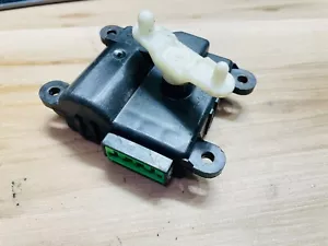 2004-2008 acura TL RIGHT actuator motor a24840a0800001 oem 1b595 - Picture 1 of 3