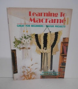 Vintage 1978~"Learning to Macrame" #MM301 Instruction Booklet for 11 Projects - Picture 1 of 2