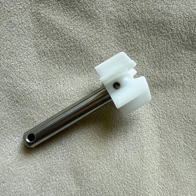 NUEVO eje impulsor bomba agua rotax max EVO FR125 220515 Foto 1 de 2