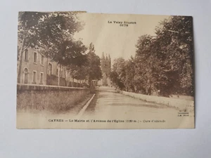 CPA 43 CAYRES - La Mairie et l'Avenue de l'Eglise - Imagen 1 de 2