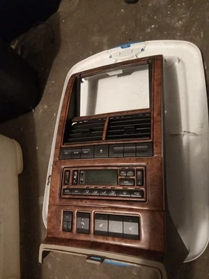 Ford Explorer 2006-2010 control de temperatura frontal con bisel de radio OEM Foto 1 de 3