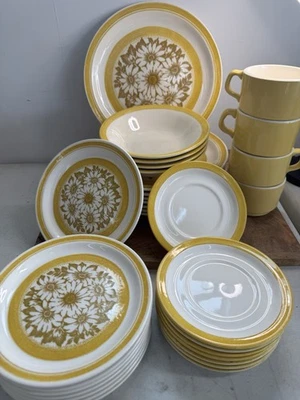 VTG PERMA-STONE 32 Pc Dinnerware Set Plates, Bowls Mugs Yellow 60s Retro Daisy - Image 1 of 4