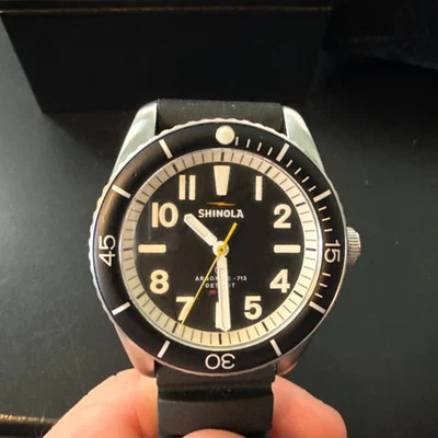 Reloj Shinola 42MM The Duck Caucho Negro S0100900110 correas extra incluidas Foto 1 de 4