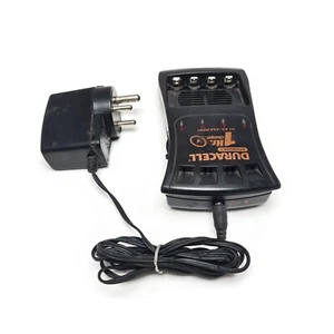 Duracell CEF80KTN 1 Hr Charger for NiMH Batteries type AA/AAA. - Picture 1 of 12