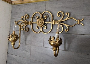 Vintage Gold Gilt Wrought Iron 2-Light Wall Sconce Italian Hollywood Regency E57 - Picture 1 of 24