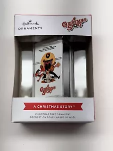 HALLMARK ORNAMENT A CHRISTMAS STORY RETRO THROWBACK VHS CASE WITH MOVIE NEW - Picture 1 of 2