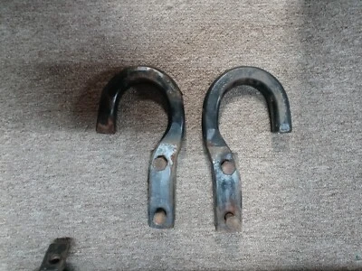 Juego de pares de ganchos de remolque Chevy GMC 1988-1999 OEM Yukon Tahoe Suburban C1500 K1500 Foto 1 de 4