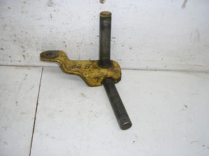 Simplicity Allis Chalmers Steering Spindle RH B-110  B-10  Big 10 Tractor - Picture 1 of 2
