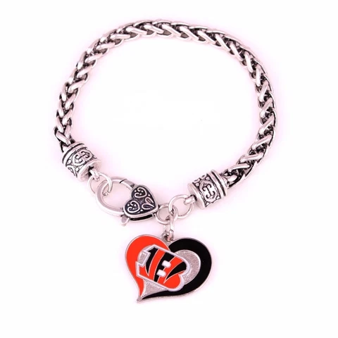 Cincinnati Bengals Football Heart Charm Dangle Women's Fashion Clasp Bracelet Cover