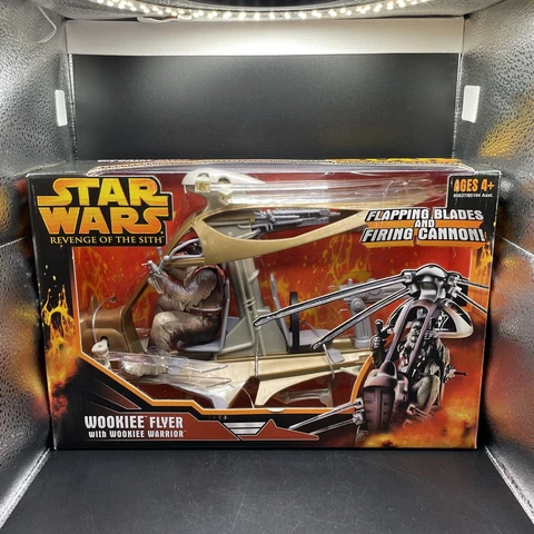 BRAND NEW STAR WARS REVENGE OF THE SITH WOOKIE WOOKIEE FLYER with Warrior ROTS Cover