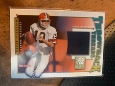 2002 Donruss Elite Throwback Threads #TT11 Bernie Kosar (Jersey) /75