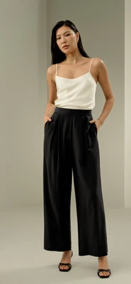 LilySilk Smooth Silk Wide Leg Cropped Pants Black Size 2 - Image 1 of 4