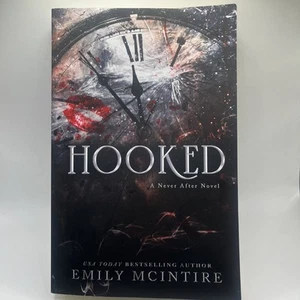 Hooked by Emily McIntire (2021, Trade Paperback) BRAND NEW. - Picture 1 of 12