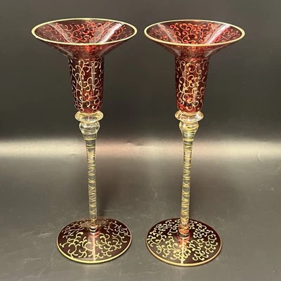 2 candelabros de vidrio artístico Pier 1 elegante candelabro rojo Navidad victoriano Foto 1 de 4