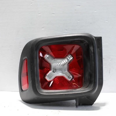 2015-2022 Jeep Renegade Incandescent Right Side Tail Light Assembly OEM 52109463 - Image 1 of 4