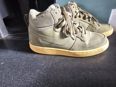 Nike GS Court Borough Mid Wntr Botas Sherpa Lona Oliva AA3458-300 uk5 Foto 1 de 4