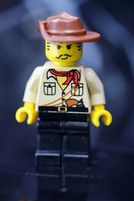 Lego Johnny Thunder 5987 5975 5958 Desert Adventurers Minifigure - Image 1 of 2