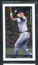 2001 Pacific Private Stock PS-206 Action - #26 - Larry Walker - Rockies