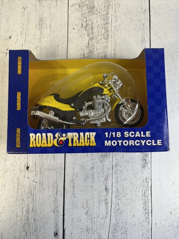 Maisto Road & Track 1/18 Scale Die Cast Motorcycle V10 Centauro Moto Guzzi - Image 1 of 4