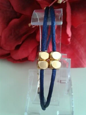 Schmuck Armband  Seidenschnur 2-reihig, indigo blau mit 4 Würfel Spacer 21 cm - Bild 1 von 2