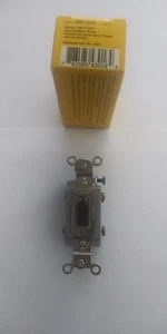 HUBBELL HBL1202 TOGGLE SWITCH 15A 120-277V (LOT OF 10) NEW - Picture 1 of 3