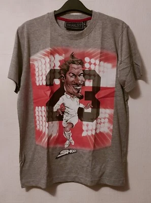 SHOOT FOOTBALL MAGAZINE LEGENDS SERIES DAVID BECKHAM ANGLETERRE T SHIRT GRIS NEUF AVEC ÉTIQUETTE S - Photo 1/4