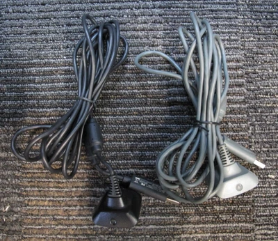2x Microsoft Xbox 360 Juego y Carga Kit Cable USB X3 OEM - Los Colores Pueden Variar Foto 1 de 3