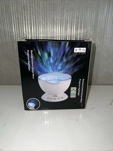 Ocean Wave Projektor Nachtlicht mit integriertem Mini Musik Player & Fernbedienung - Bild 1 von 4